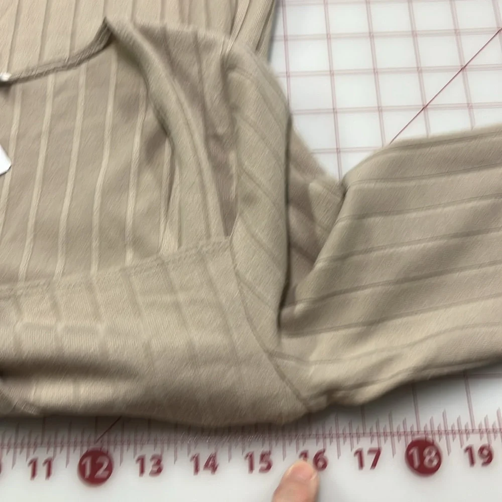 ASTR THE LABEL NWT Party/Work Asymmetric Twist Front Channel Knit Oatmeal DressM - Picture 15 of 16